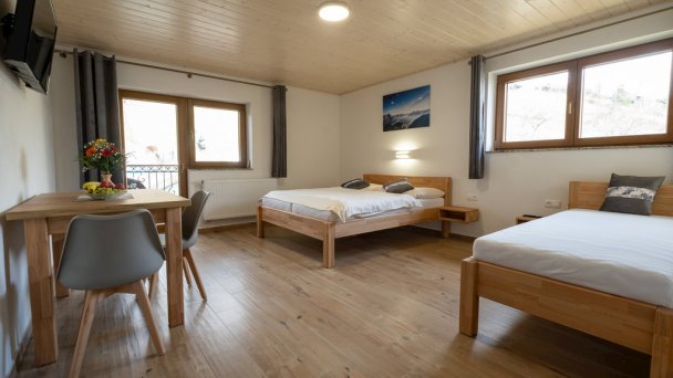 Penzión Kamzík a Drevenica Habovka 23 Penzión Kamzík a Drevenica Habovka 23