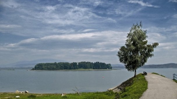 Chatka Gos na Oravskej priehrade Námestovo 33