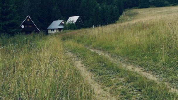 Dobrá chalúpka pod Kubínskou hoľou Dolný Kubín 11 Dobrá chalúpka pod Kubínskou hoľou Dolný Kubín 11