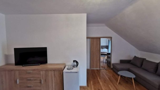 Zamoček rekreačný domček Matiašovce 12 Zamoček rekreačný domček Matiašovce 12