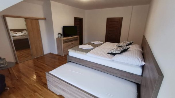 Zamoček rekreačný domček Matiašovce 18 Zamoček rekreačný domček Matiašovce 18