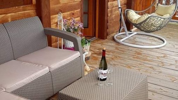 Ranč pod Ostrou skalou Stratená 12