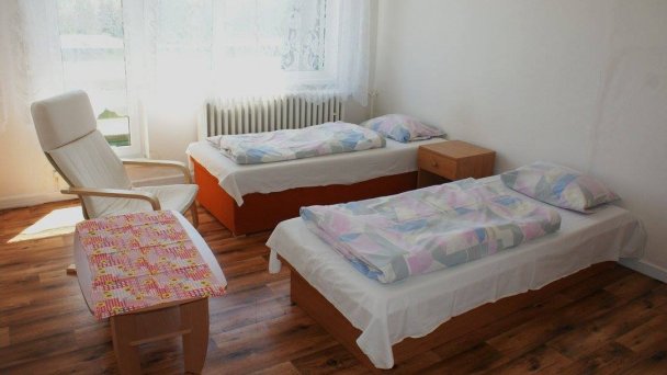 Ubytovňa stredná odborná škola lesnícka Tvrdošín 6 Ubytovňa stredná odborná škola lesnícka Tvrdošín 6