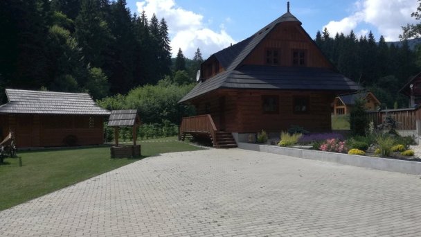Drevenice u Jozefa Oravský Podzámok 8