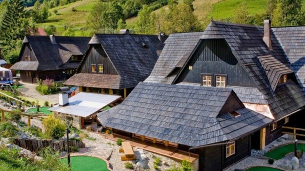Wellness rezort Jánošíkov dvor Zázrivá 35 Wellness rezort Jánošíkov dvor Zázrivá 35