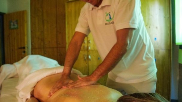 Wellness rezort Jánošíkov dvor Zázrivá 25 Wellness rezort Jánošíkov dvor Zázrivá 25