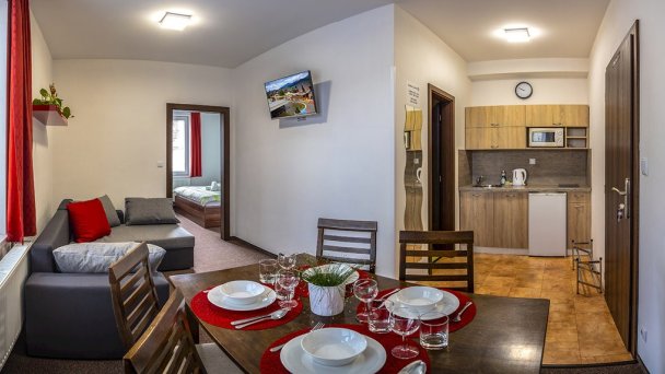 VILA AJKA Bešeňová 3
