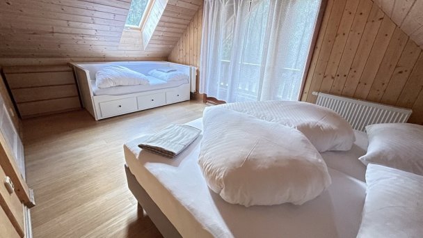 CHATA MARÍNA KUBÍNSKA HOĽA Dolný Kubín 14