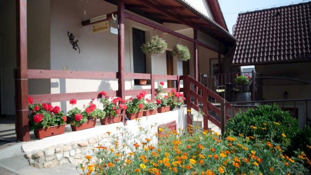Penzión Skalná ruža Gemerská Hôrka 21 Penzión Skalná ruža Gemerská Hôrka 21