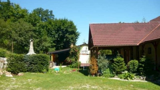 Penzión Skalná ruža Gemerská Hôrka 23 Penzión Skalná ruža Gemerská Hôrka 23