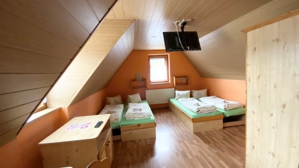 Penzión Leštiny 19