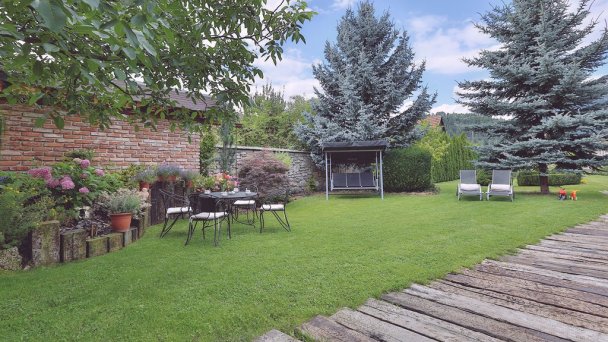 Apartmány pri Bešeňovej Lisková 12 Apartmány pri Bešeňovej Lisková 12