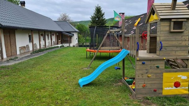 Chalúpka na prameni Lúčka (okres Rožňava) 25
