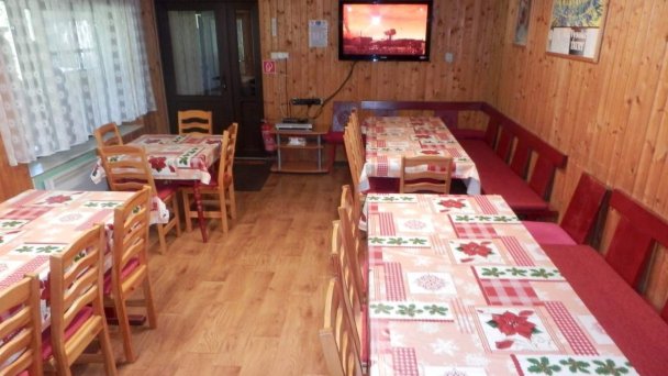 Chata Športového klubu UMB Donovaly 11 Chata Športového klubu UMB Donovaly 11