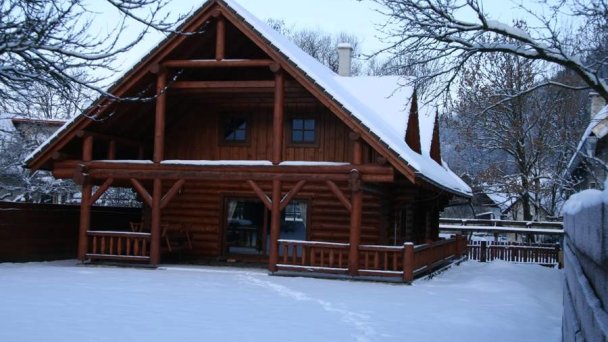 Chata Brotnica Necpaly 8