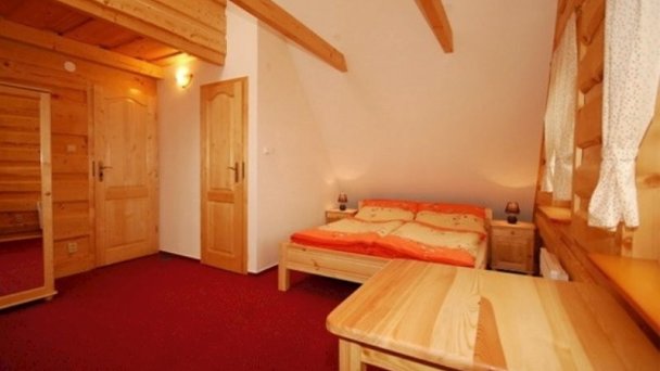 Chata HolidayRaj s wellnessom pri Bešeňovej Malatíny 12