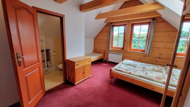 Chata HolidayRaj s wellnessom pri Bešeňovej Malatíny 25