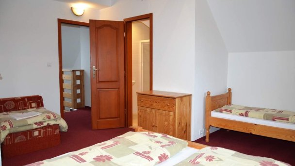Chata HolidayRaj s wellnessom pri Bešeňovej Malatíny 28