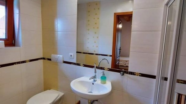 Chata HolidayRaj s wellnessom pri Bešeňovej Malatíny 32