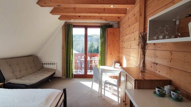 Chata HolidayRaj s wellnessom pri Bešeňovej Malatíny 6