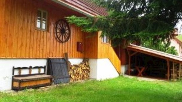 Chalúpka Východná 8