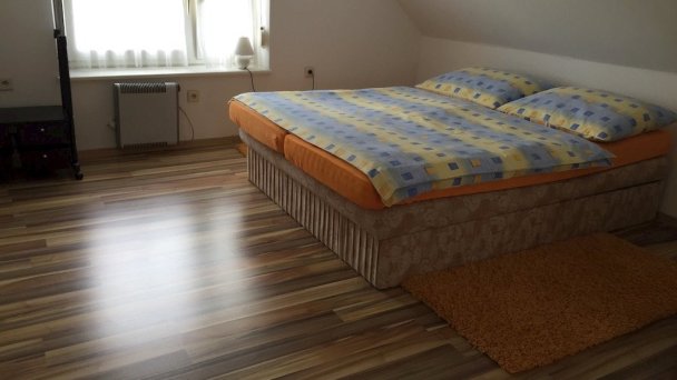 Dom v záhrade Turčianske Teplice 18 Dom v záhrade Turčianske Teplice 18