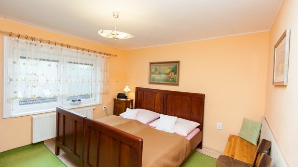 Privát JMS Prosiek 22 Prosiek 13 Privát JMS Prosiek 22 Prosiek 13