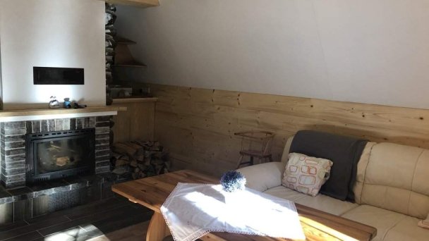 Chatka v lese Ružomberok 15 Chatka v lese Ružomberok 15