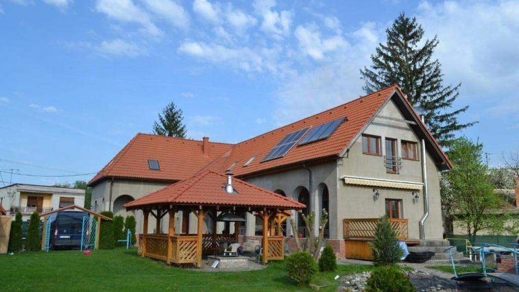 Apartmány ALEX s bazénom Kalonda