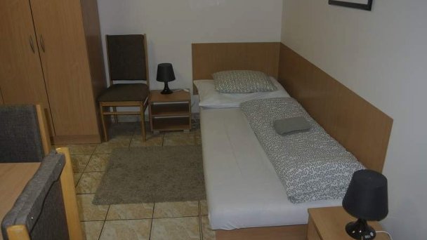 Penzión pod kaštieľom Žarnovica 19