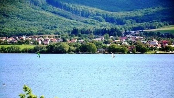 Turistická ubytovňa Hotel Divín 12 Turistická ubytovňa Hotel Divín 12