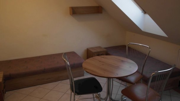 Ubytovňa Obchodné centrum Zavar 7 Ubytovňa Obchodné centrum Zavar 7