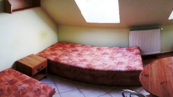 Ubytovňa Obchodné centrum Zavar 9 Ubytovňa Obchodné centrum Zavar 9
