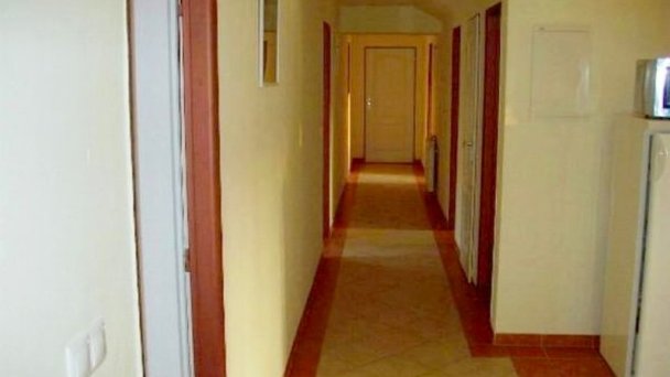Ubytovňa Obchodné centrum Zavar 12 Ubytovňa Obchodné centrum Zavar 12