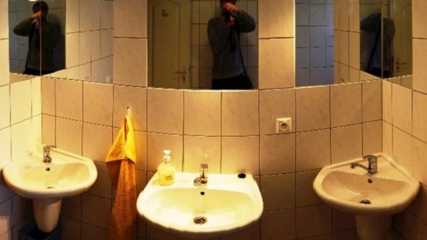 Ubytovňa Obchodné centrum Zavar 16 Ubytovňa Obchodné centrum Zavar 16