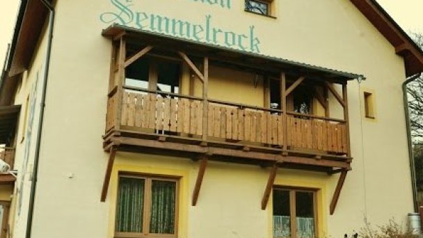 Penzión Semmelrock Nová Baňa 16