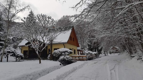 Chata Valachovka Vyhne 23 Chata Valachovka Vyhne 23