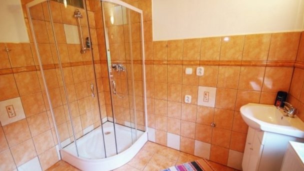 Pri minerálnom prameni Liptovský Ján 12 Pri minerálnom prameni Liptovský Ján 12