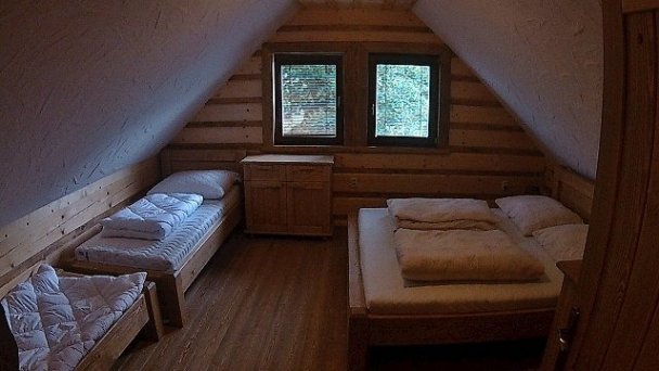 Drevenice Živčáková Korňa 42 Drevenice Živčáková Korňa 42
