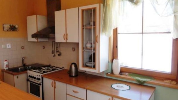 Chata Kašná hôrka (pôvodne Chata Tajch) Nová Baňa 39 Chata Kašná hôrka (pôvodne Chata Tajch) Nová Baňa 39