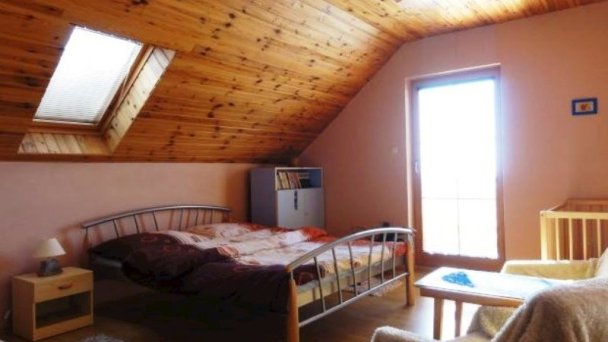 Chata Kašná hôrka (pôvodne Chata Tajch) Nová Baňa 4 Chata Kašná hôrka (pôvodne Chata Tajch) Nová Baňa 4