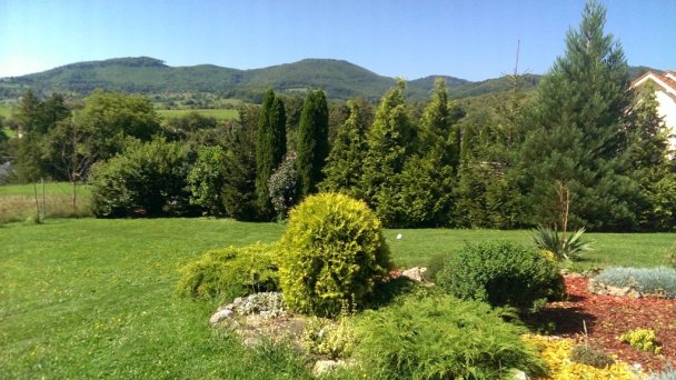 Chata Kašná hôrka (pôvodne Chata Tajch) Nová Baňa 19 Chata Kašná hôrka (pôvodne Chata Tajch) Nová Baňa 19