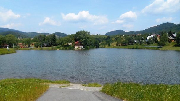 Chata Kašná hôrka (pôvodne Chata Tajch) Nová Baňa 20 Chata Kašná hôrka (pôvodne Chata Tajch) Nová Baňa 20