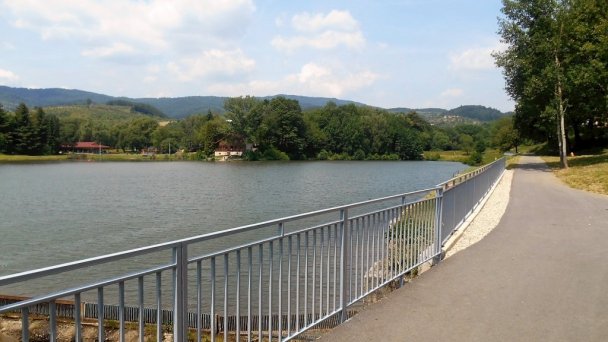 Chata Kašná hôrka (pôvodne Chata Tajch) Nová Baňa 21 Chata Kašná hôrka (pôvodne Chata Tajch) Nová Baňa 21