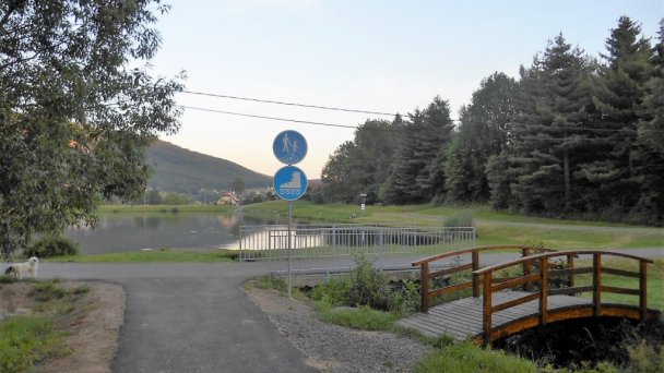 Chata Kašná hôrka (pôvodne Chata Tajch) Nová Baňa 24 Chata Kašná hôrka (pôvodne Chata Tajch) Nová Baňa 24
