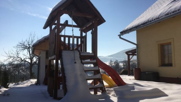 Chata Kašná hôrka (pôvodne Chata Tajch) Nová Baňa 27 Chata Kašná hôrka (pôvodne Chata Tajch) Nová Baňa 27