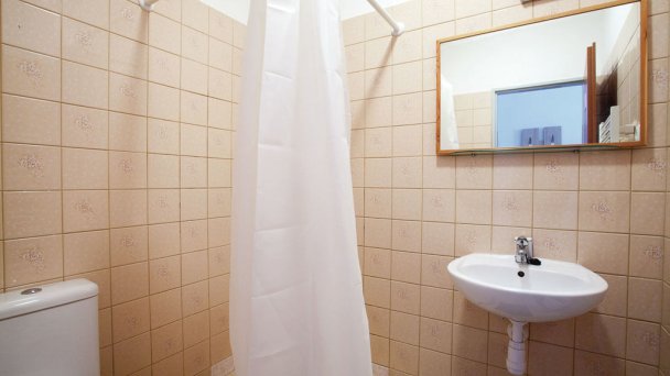 Ubytovňa QHome Pezinok 16