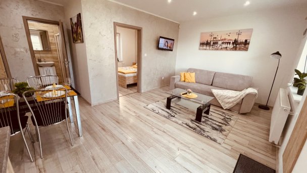 Eugen Apartmán 4