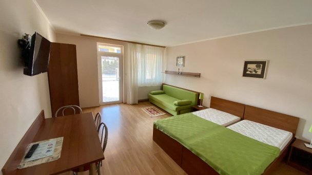Apartmánový dom Flóra Veľký Meder 15 Apartmánový dom Flóra Veľký Meder 15