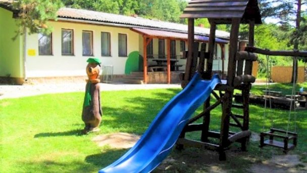 Chaty pod Gýmešom, rekreačné zariadenie Jelenec 4 Chaty pod Gýmešom, rekreačné zariadenie Jelenec 4
